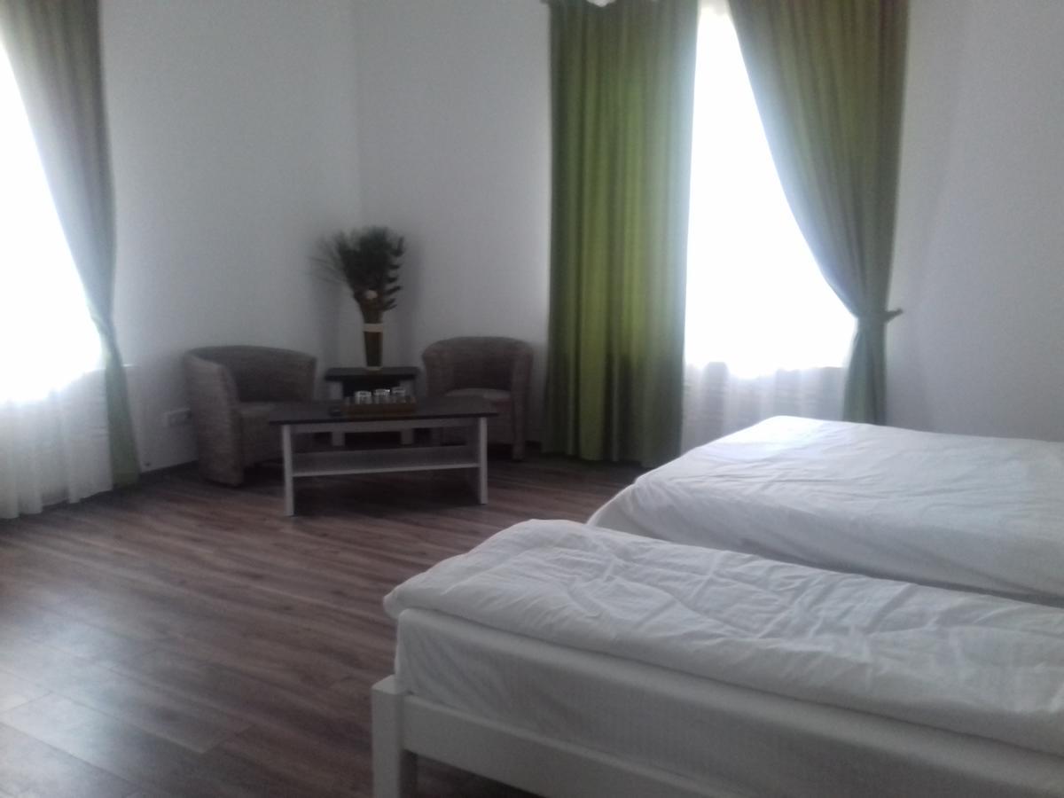 Pensiunea Abel Hotel Mihai Viteazu  Ngoại thất bức ảnh